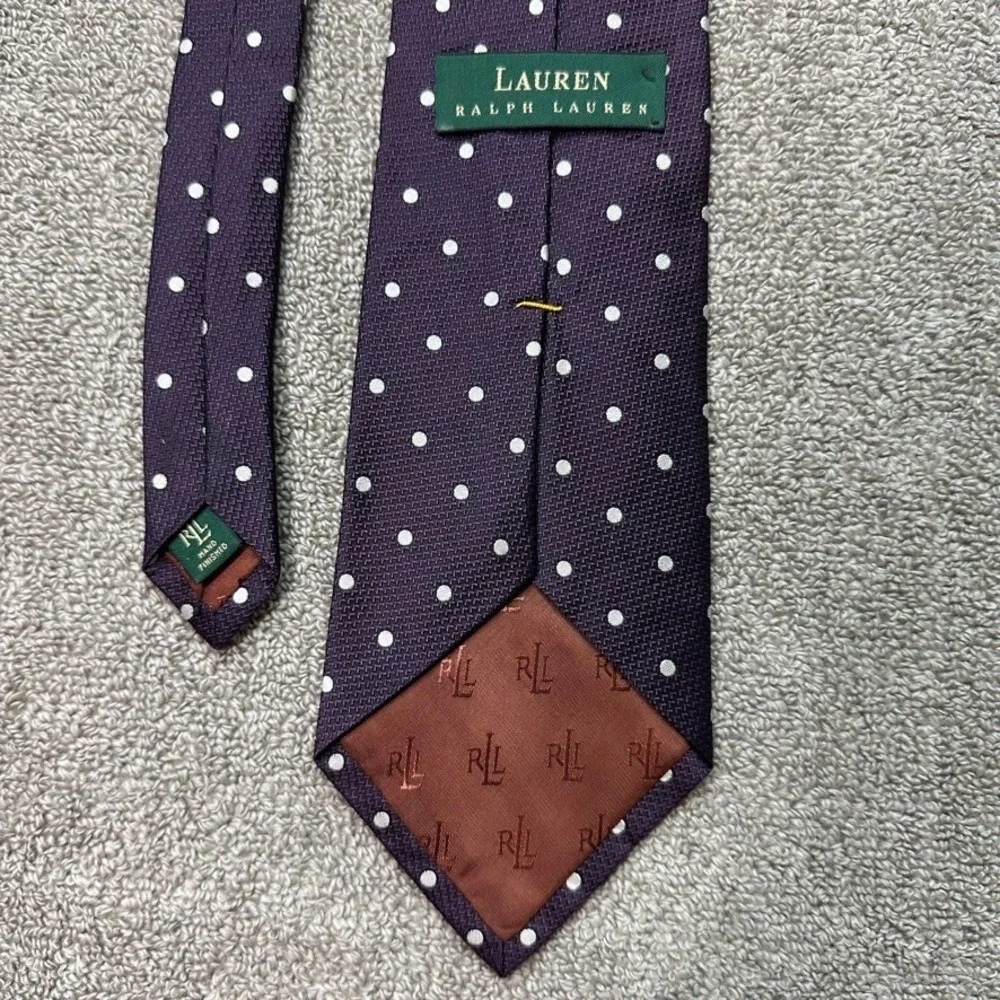 Lauren Ralph Lauren Mens Purple Polka Dot Silk Necktie Hand Finished USA Made